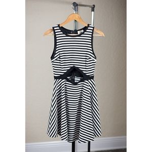 Francesca's Collections B&W Cutout Dress - Size Sm